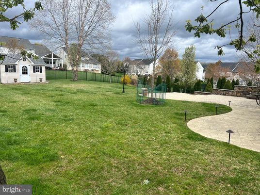 Backyard, Exterior, Playground
