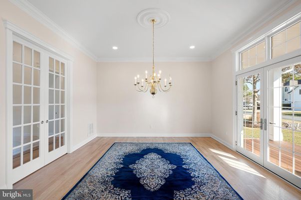 Chandelier, Empty room, Interior, Recessed Lighting, Wood Texture Flooring