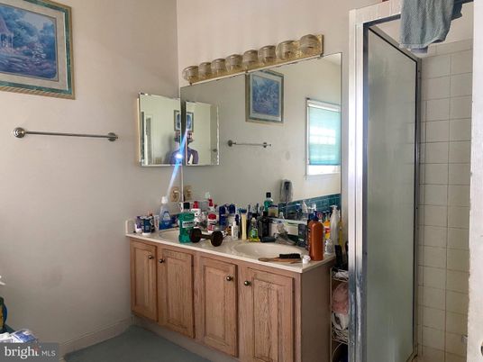 Bathroom, Dual Sink Vanities, Glass Shower, Interior
