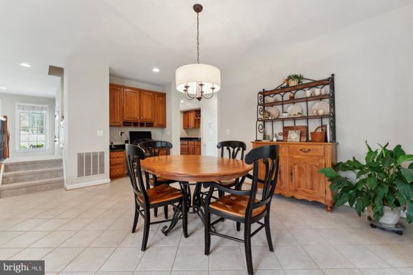 Chandelier, Dining room, Interior, Recessed Lighting