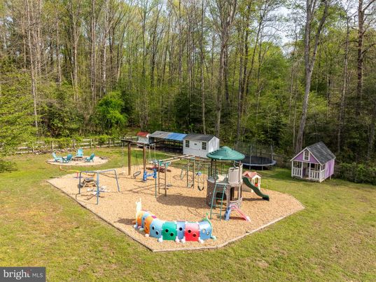 Backyard, Exterior, Playground