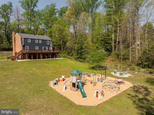 Backyard, Exterior, Playground