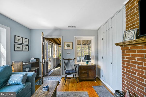 Home Office, Interior, Stone Walls, Wood Texture Flooring