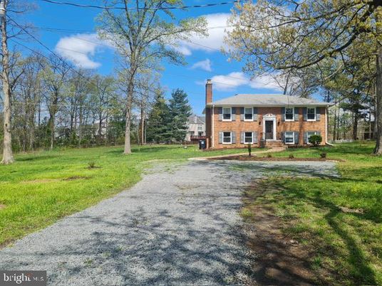 Backyard, Exterior, Facade, Brick Facade, Georgian