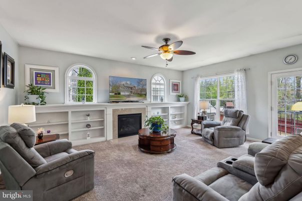 Fireplace, Interior, Living room, Recessed Lighting