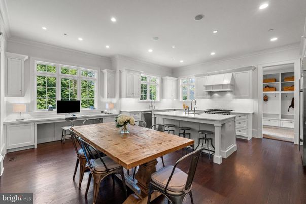 Dining room, Interior, Kitchen, Recessed Lighting, Stainless Steel Appliances, Wood Texture Flooring