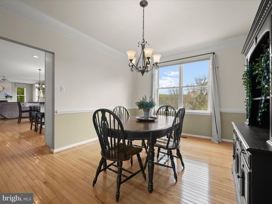 Chandelier, Dining room, Interior, Pendant Lights, Recessed Lighting, Wood Texture Flooring