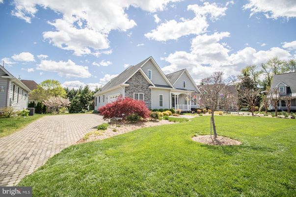 Backyard, Exterior, Facade, Farmhouse