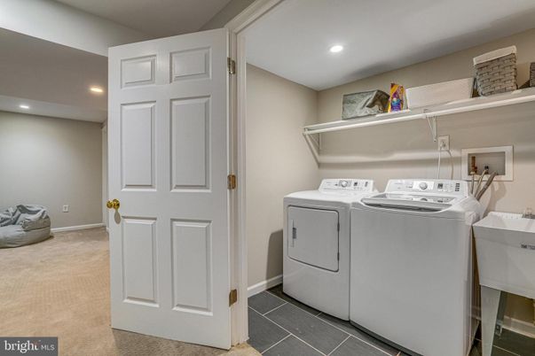Interior, Recessed Lighting, Washer