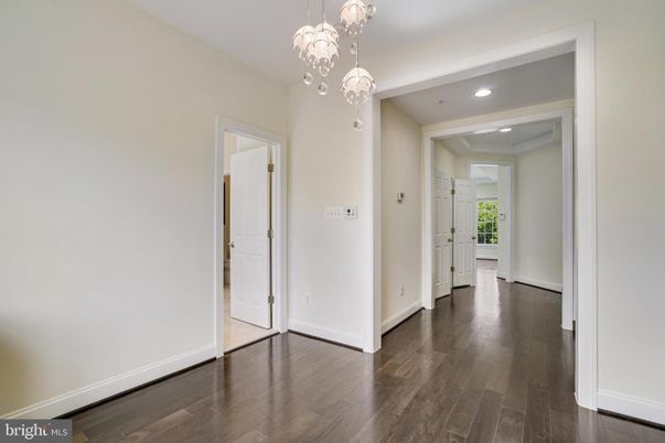 Empty room, Interior, Pendant Lights, Recessed Lighting, Wood Texture Flooring