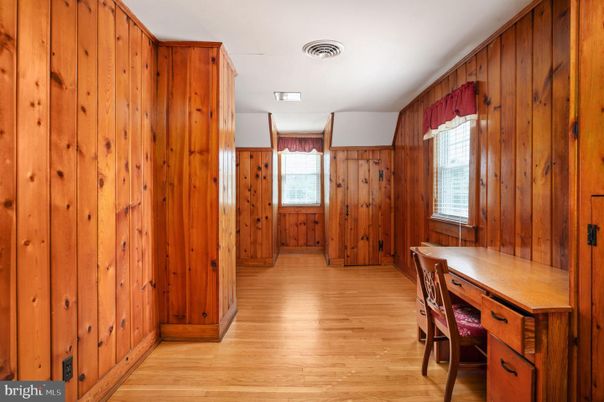 Home Office, Interior, Wood Texture Flooring, Wooden Walls