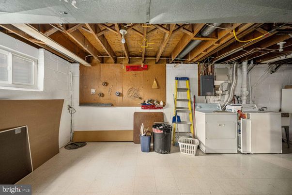 Interior, Stone Walls, Washer, Wooden Beams, Wooden Ceilings