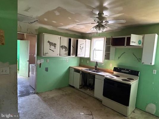 Interior, Kitchen