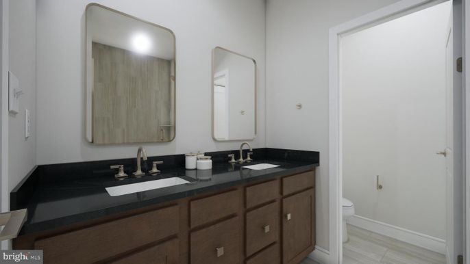 Bathroom, Dual Sink Vanities, Interior