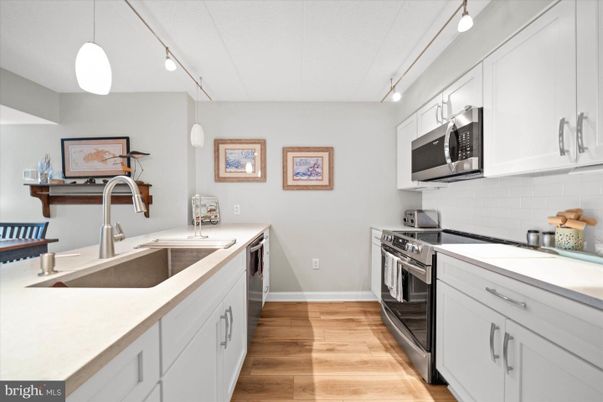 Interior, Kitchen, Pendant Lights, Stainless Steel Appliances, Wood Texture Flooring