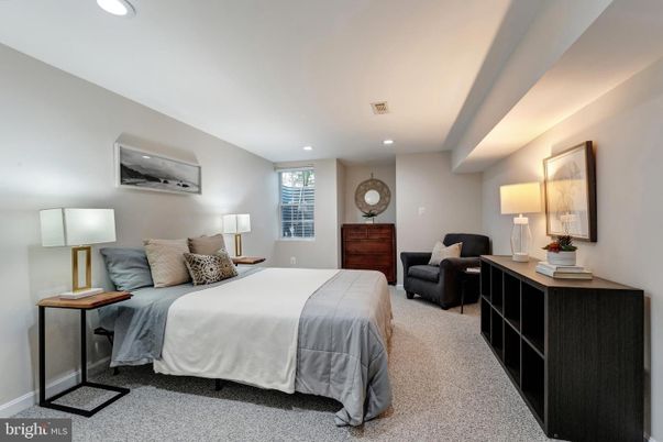 Bedroom, Interior, Recessed Lighting