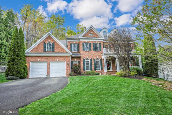 Attached, Exterior, Facade, Brick Facade, Brick Traditional