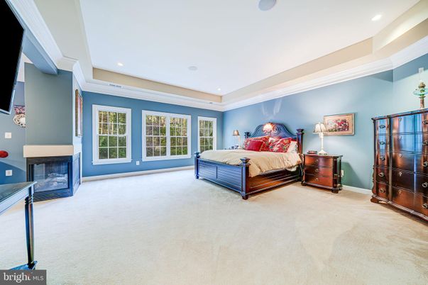 Bedroom, Fireplace, Interior, Recessed Lighting