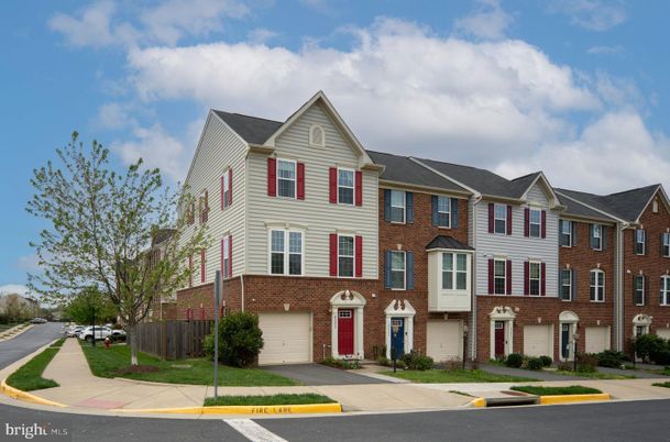 Attached, Exterior, Facade, Brick Facade, Rowhouse