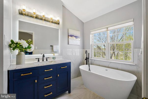 Bathroom, Dual Sink Vanities, Free Standing Baths, Interior, Marble