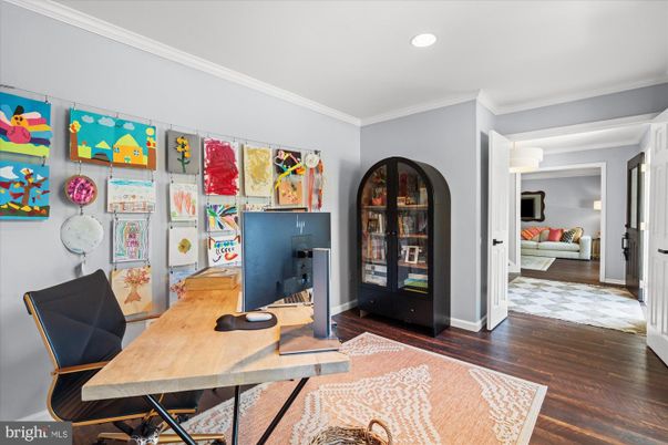 Home Office, Interior, Recessed Lighting, Wood Texture Flooring