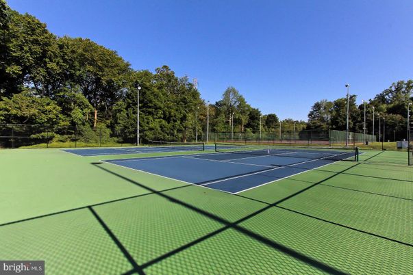 Exterior, Tennis Courts
