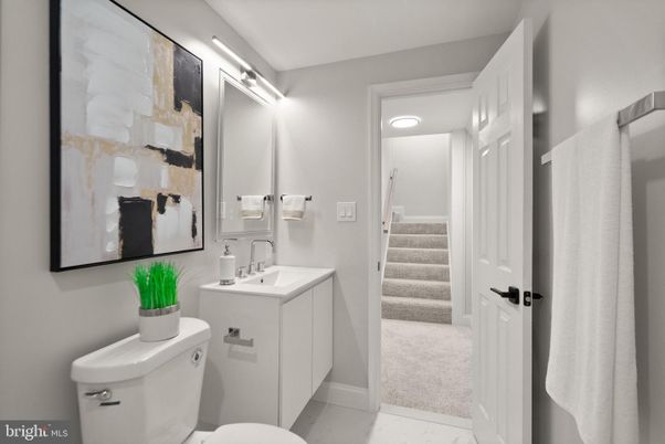 Bathroom, Interior, Marble, Recessed Lighting