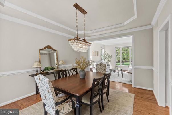 Chandelier, Dining room, Interior, Living room, Wood Texture Flooring