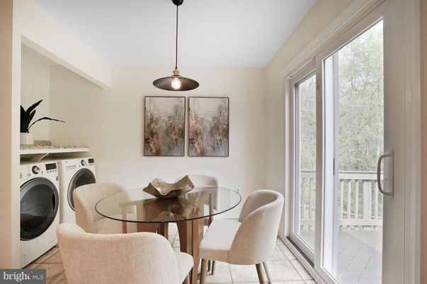 Dining room, Interior, Pendant Lights, Washer