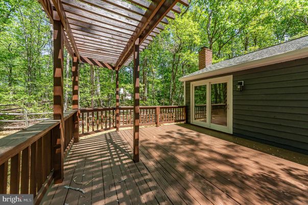 Exterior, Wood Texture Flooring
