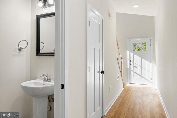 Bathroom, Interior, Recessed Lighting, Wood Texture Flooring