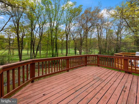 Exterior, Wood Texture Flooring