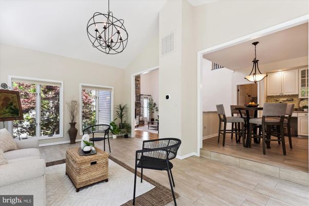 Chandelier, Dining room, Interior, Kitchen, Living room, Pendant Lights, Wood Texture Flooring