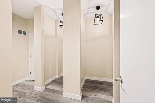 Interior, Pendant Lights, Wood Texture Flooring