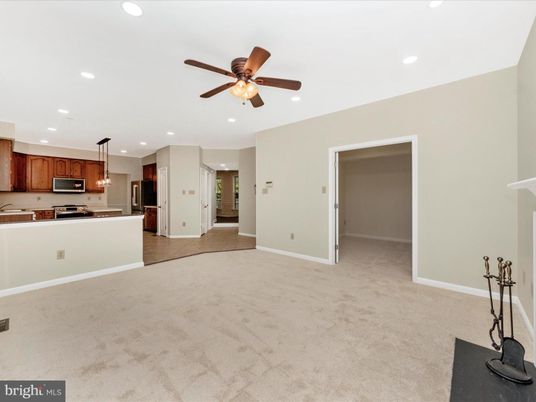 Empty room, Interior, Kitchen, Pendant Lights, Recessed Lighting, Stainless Steel Appliances