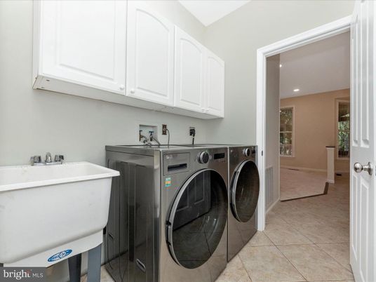 Interior, Recessed Lighting, Washer