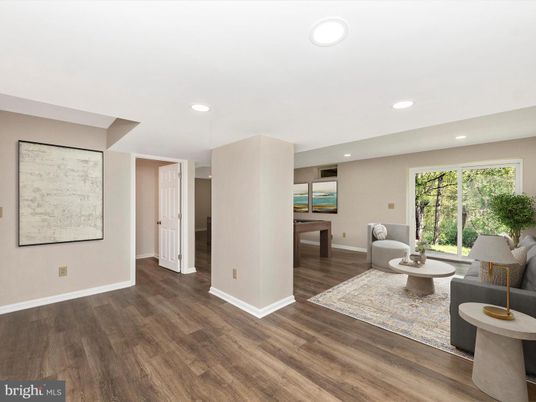 Game Room, Interior, Living room, Recessed Lighting, Wood Texture Flooring