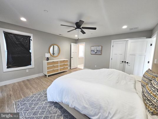 Bedroom, Interior, Recessed Lighting, Wood Texture Flooring