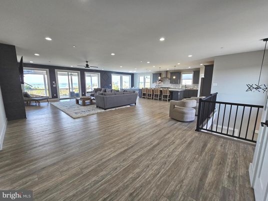 Interior, Kitchen, Living room, Pendant Lights, Recessed Lighting, Wood Texture Flooring