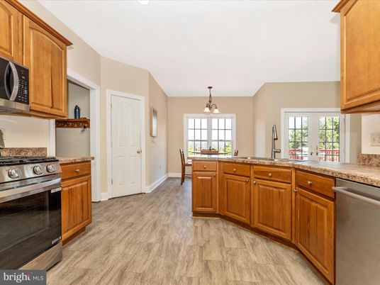 Interior, Kitchen, Pendant Lights, Wood Texture Flooring