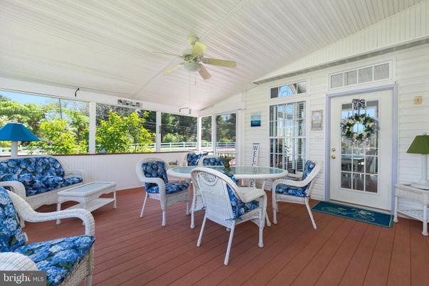 Dining room, Interior, Sun Room, Wood Texture Flooring