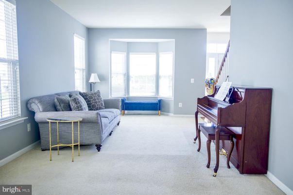 Interior, Living room, Piano