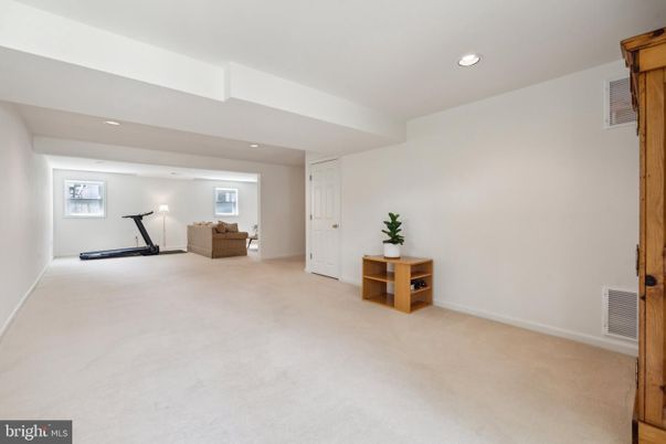 Fitness Equipment, Interior, Recessed Lighting
