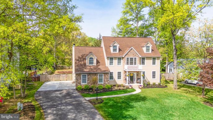Backyard, Exterior, Facade, Georgian
