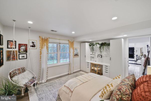 Bedroom, Interior, Recessed Lighting