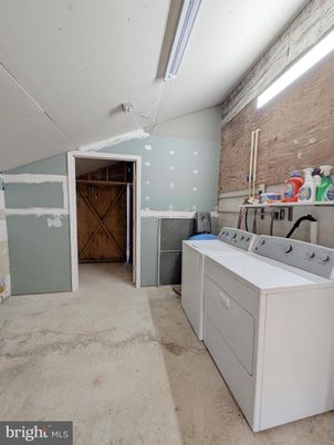 Interior, Washer