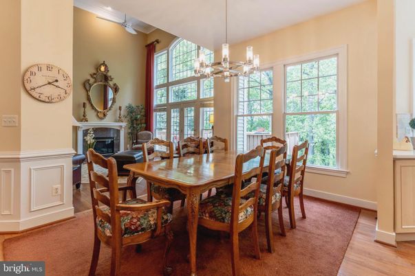 Chandelier, Dining room, Fireplace, Interior, Wood Texture Flooring