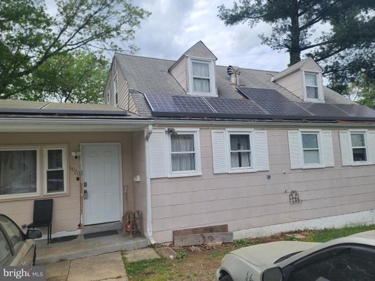 Exterior, Facade, Solar Panels, Cape Cod