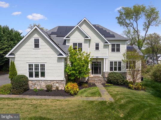 Exterior, Facade, Solar Panels, Farmhouse