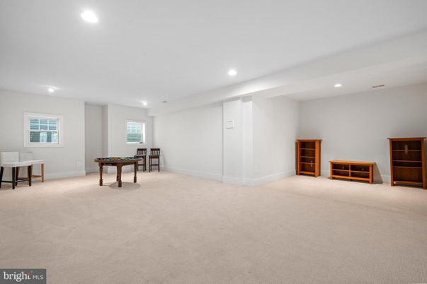 Game Room, Interior, Recessed Lighting